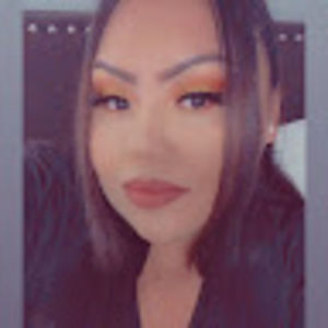 Meet your Posher, Alejandra